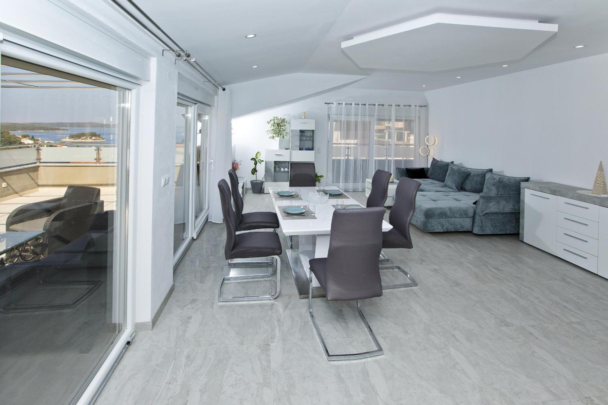 Apartment Divkovic